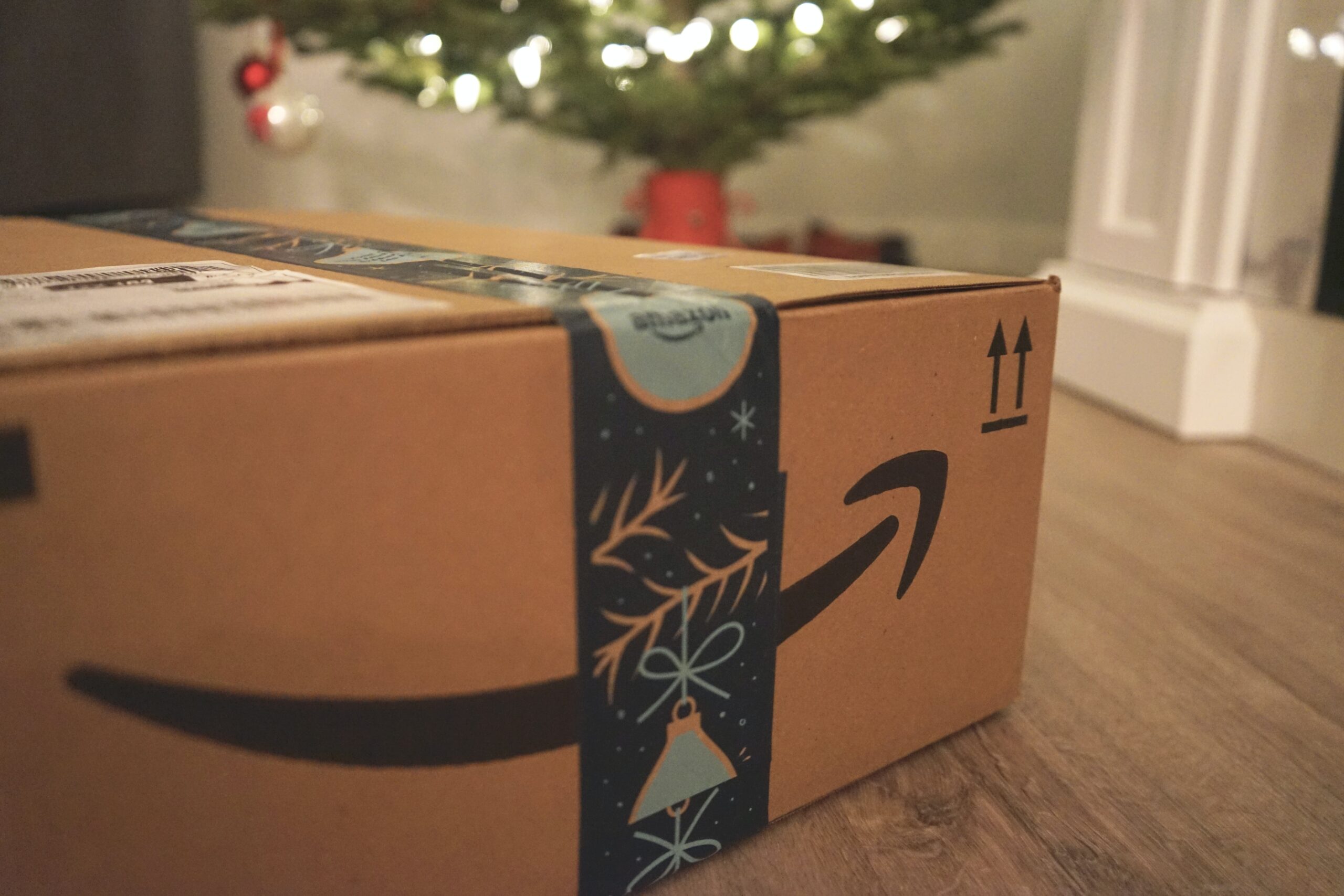 Picture of an Amazon package